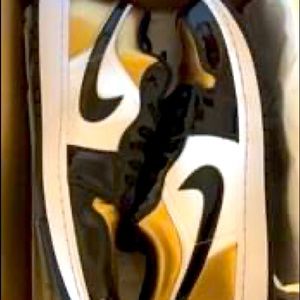Jordan 1 Low